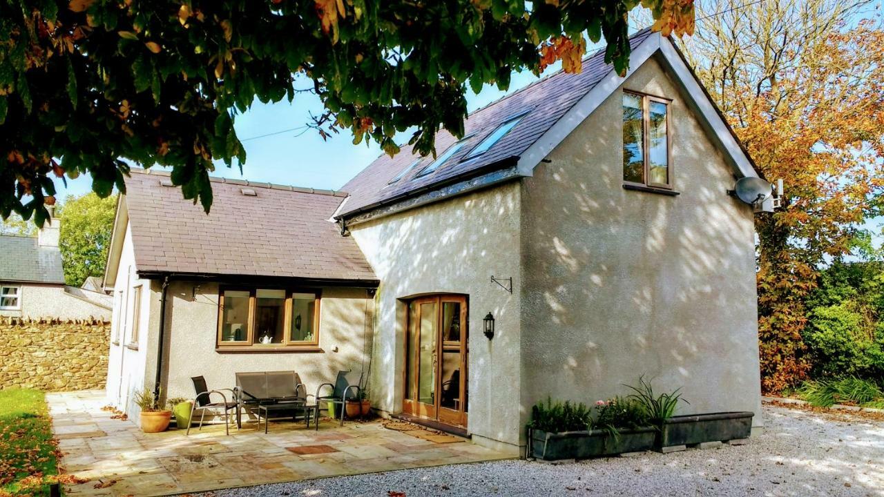 Honey Cottage Amlwch Exterior foto