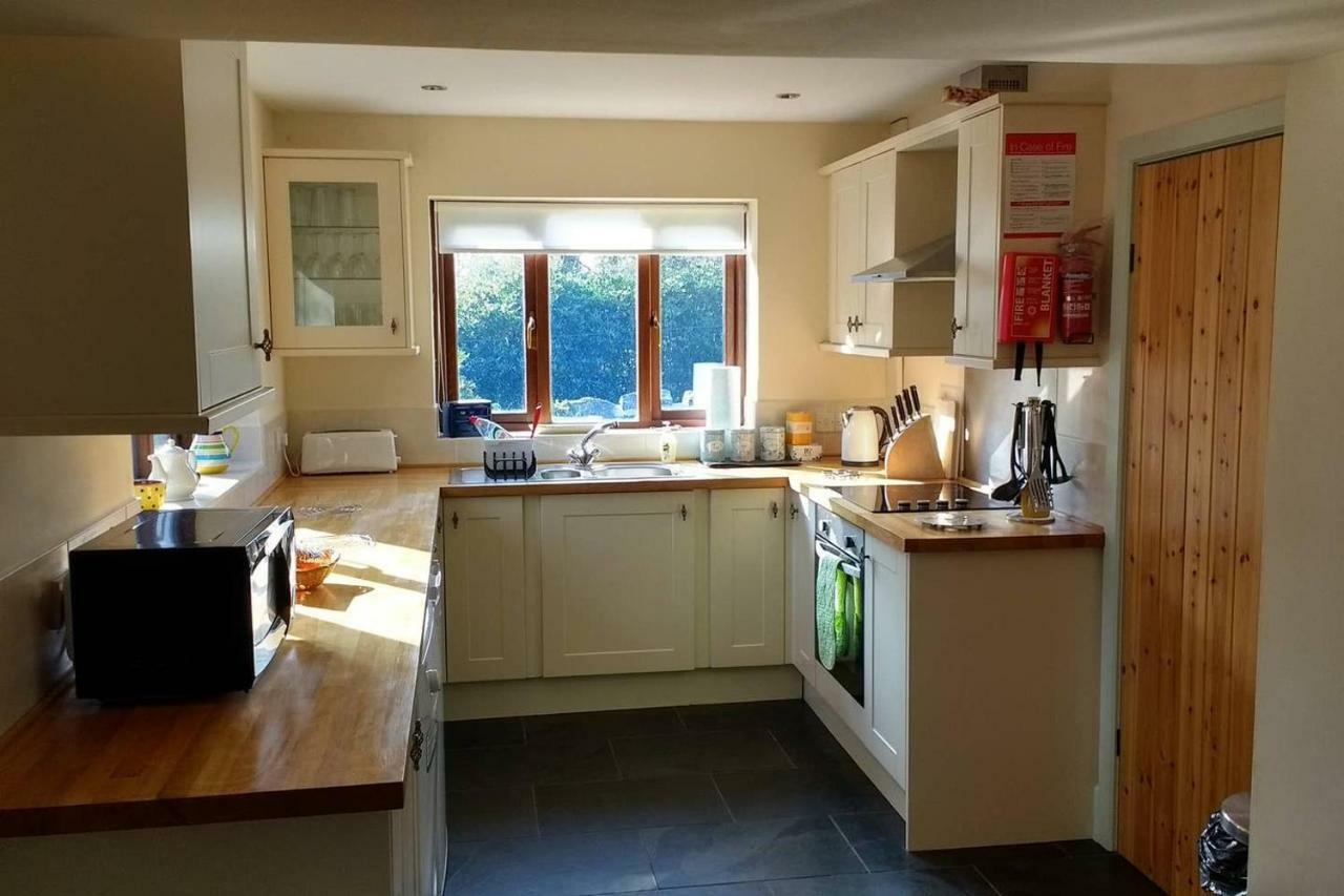 Honey Cottage Amlwch Exterior foto