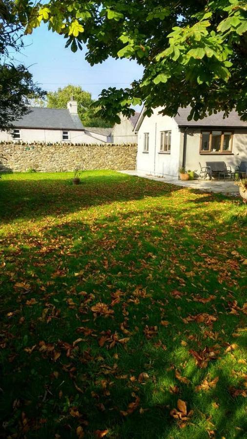 Honey Cottage Amlwch Exterior foto